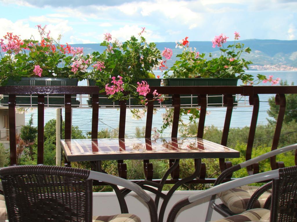 Apartments Villa Sunce Dugi Rat Szoba fotó