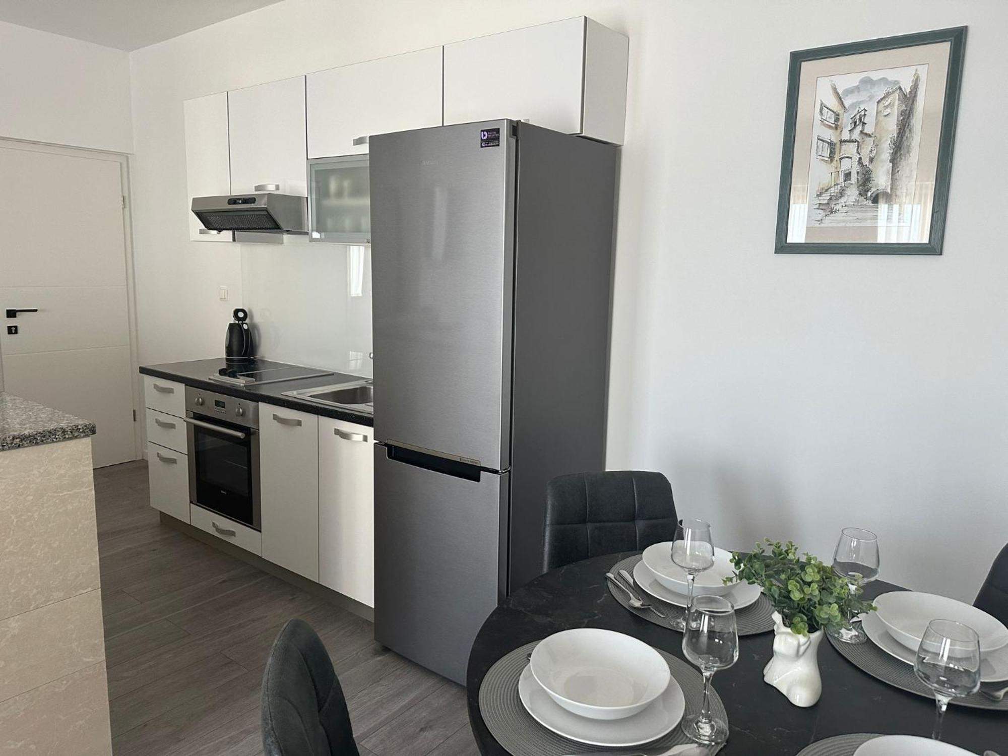 Apartments Villa Sunce Dugi Rat Kültér fotó