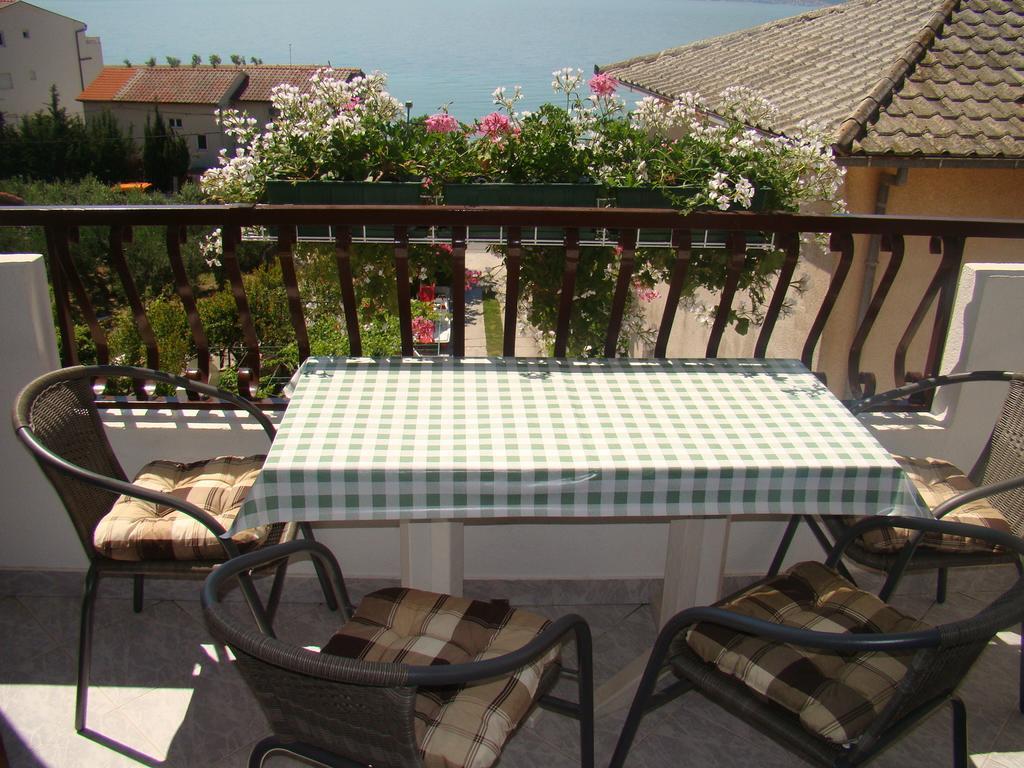 Apartments Villa Sunce Dugi Rat Szoba fotó